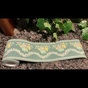 Old Stock 1980’s County Wallpaper Border Green Floral Farmhouse